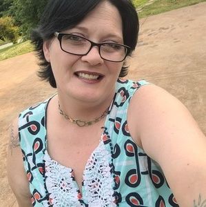 Meet your Posher, Sherri